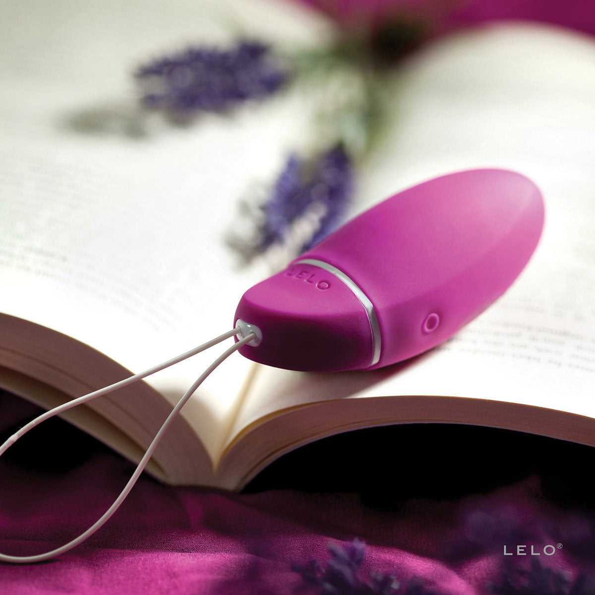 LELO Luna Smart Sensored Vibrating Kegel Bead Deep Rose